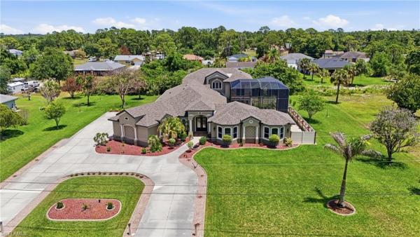Lehigh Acres, 514 Fifth Ave, Lehigh Acres, Florida 33972, image 2