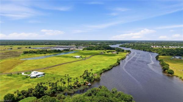 Caloosa Preserve, 22833 Yellow Button Ln, Alva, Florida 33920, image 2