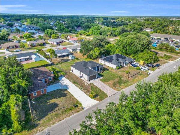 Lehigh Acres Residential, 2804 W 5th St, Lehigh Acres, Florida 33971, image 2