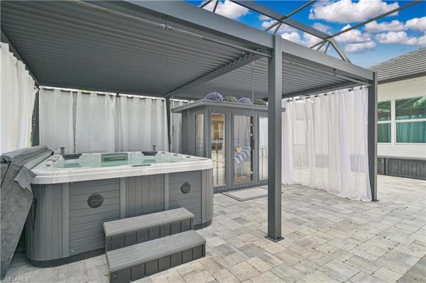 Vista WildBlue, 14421 Blue Bay Cir, Fort Myers, Florida 33913, image 2