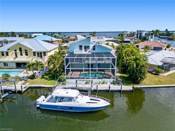 Fairview Isles, 26 Palmview Blvd, Fort Myers Beach, Florida 33931, image 1