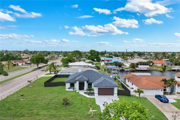 Cape Coral, 2419 Country Club Blvd, Cape Coral, Florida 33990, image 3