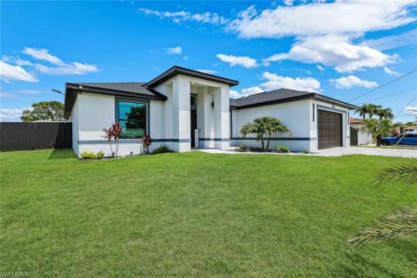 Cape Coral, 2419 Country Club Blvd, Cape Coral, Florida 33990, image 2