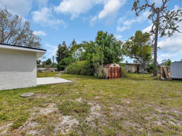 Fort Myers Villas, 2224 Aldridge Ave, Fort Myers, Florida 33907, image 2