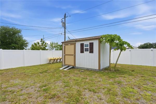 Cape Coral Residential, 2038 24th Ter, Cape Coral, Florida 33909, image 2