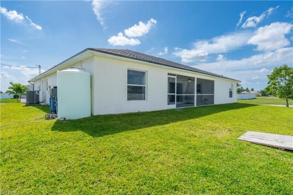 Cape Coral Residential, 16 18th Ave, Cape Coral, Florida 33993, image 2