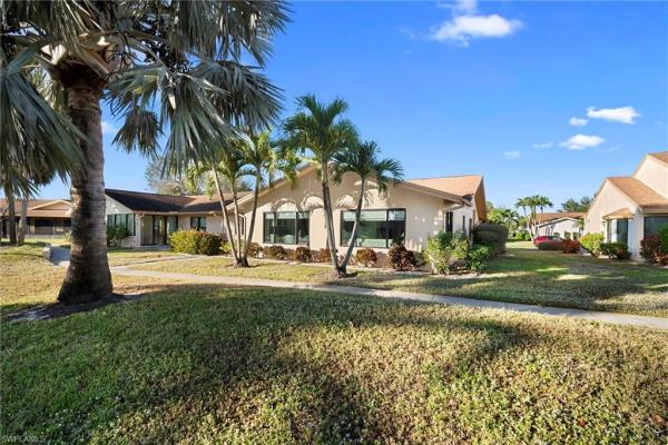 Whiskey Creek Village Green, 5688 Arvine Cir, Fort Myers, Florida 33919, image 2