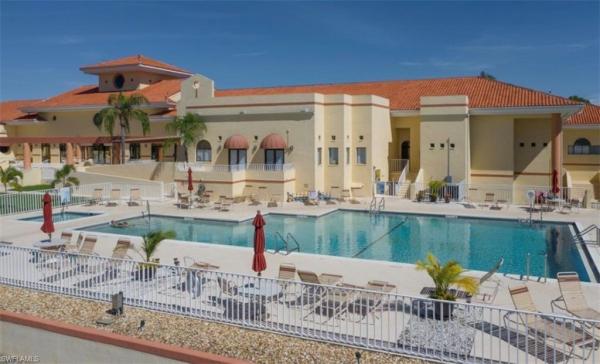 Sabal Springs Golf & Racquet Club, 17550 Fan Palm Ct, North Fort Myers, Florida 33917, image 2