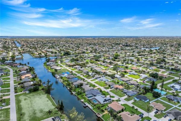 Cape Coral Residential, 322 17th St, Cape Coral, Florida 33990, image 2
