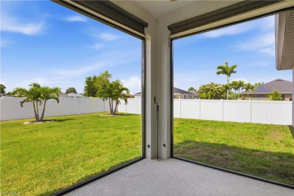 Cape Coral Residential, 402 18th Ter, Cape Coral, Florida 33993, image 2