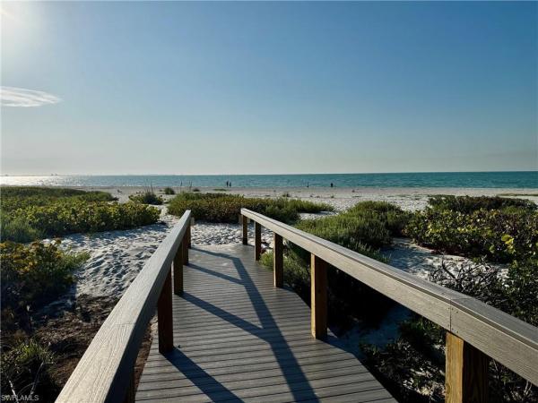 Sanibel Arms, 805 Gulf Dr #B4, Sanibel, Florida 33957, image 3