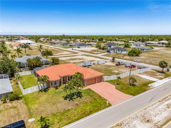 Cape Coral, 4125 W Jacaranda Pkwy, Cape Coral, Florida 33993, image 1
