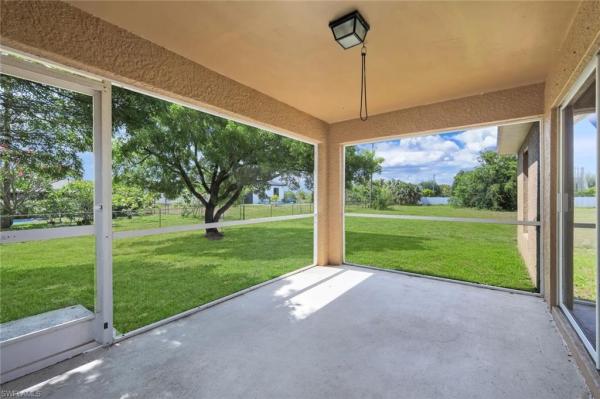 Cape Coral Residential, 2010 13th Pl, Cape Coral, Florida 33909, image 2