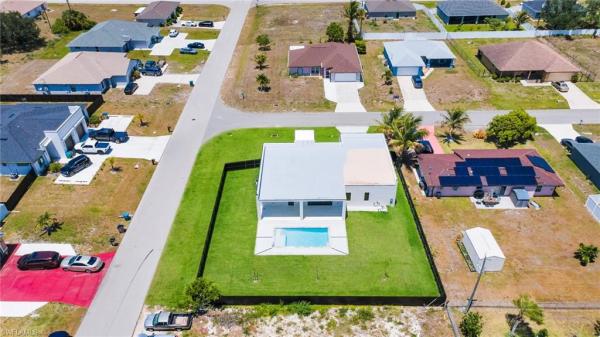 Cape Coral, 818 10th St, Cape Coral, Florida 33909, image 2