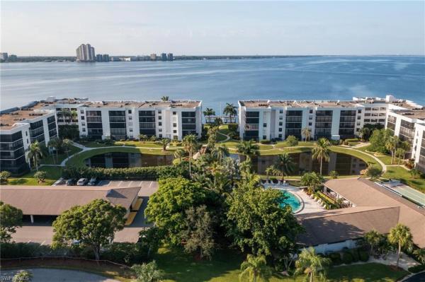 Schooner Bay Columbia, 3490 Key Dr #209, North Fort Myers, Florida 33903, image 1