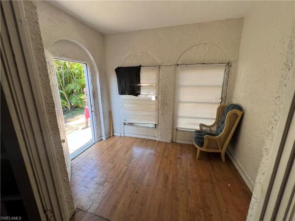 Palmlee Park, 3835 Lake St, Fort Myers, Florida 33901, image 1