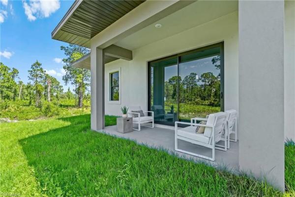 Cape Coral, 3617 38th Ter, Cape Coral, Florida 33993, image 2