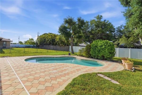 Cape Coral Residential, 2004 5th Ter, Cape Coral, Florida 33909, image 2