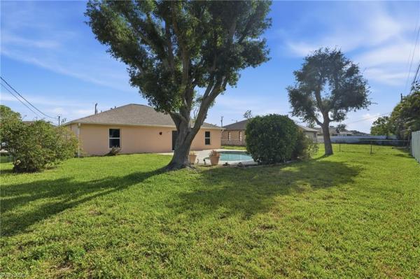 Cape Coral Residential, 2004 5th Ter, Cape Coral, Florida 33909, image 1