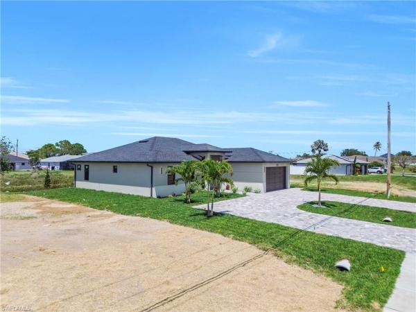 Cape Coral Residential, 711 Gleason Pkwy, Cape Coral, Florida 33914, image 3