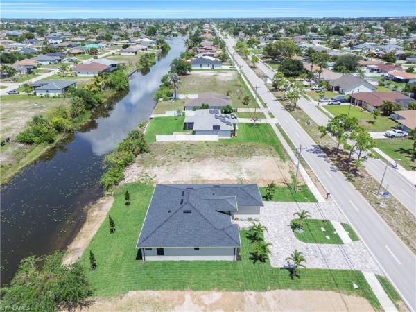 Cape Coral Residential, 711 Gleason Pkwy, Cape Coral, Florida 33914, image 1