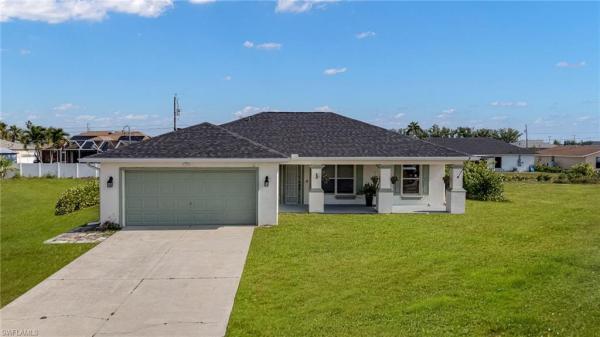 Cape Coral Residential, 1417 13th St, Cape Coral, Florida 33909, image 2