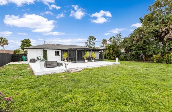 Mohawk Heights, 3950 Mohawk Pl, Naples, Florida 34112, image 2
