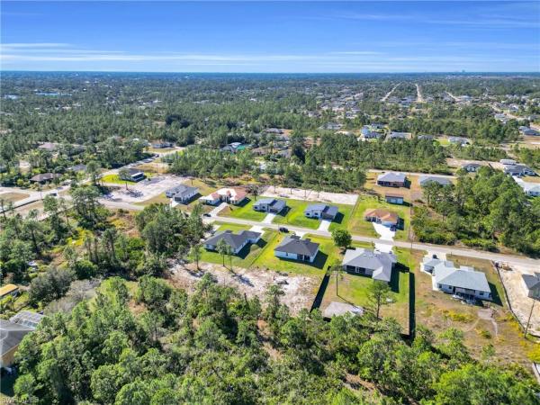 Lehigh Acres, 1009 State Ave, Lehigh Acres, Florida 33972, image 3
