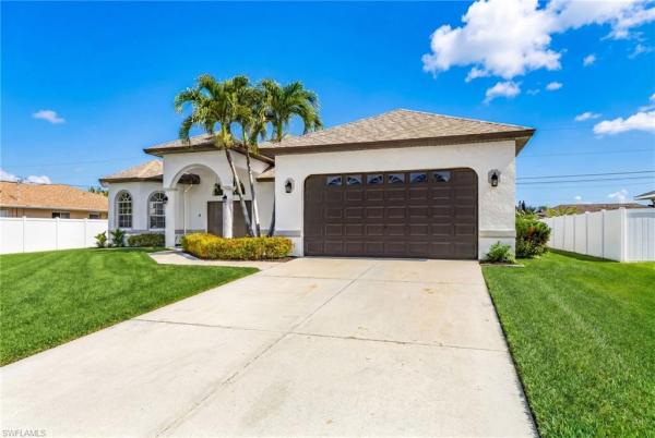 Cape Coral, 423 17th Ter, Cape Coral, Florida 33990, image 1