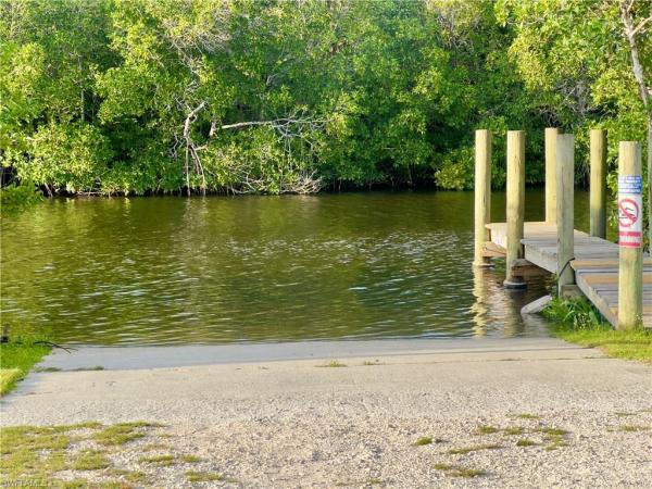 Yacht Club Colony, 2431 Westwood Dr, North Fort Myers, Florida 33917, image 1