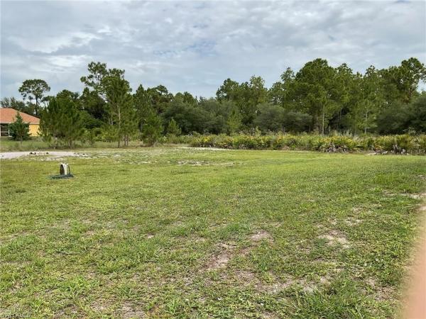 Lehigh Acres, 1703 Hibiscus Ave, Lehigh Acres, Florida 33972, image 2