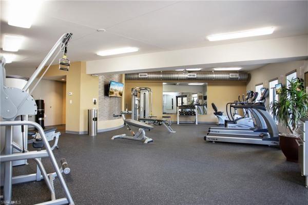Pointe Royale, 1920 Virginia Ave #902, Fort Myers, Florida 33901, image 3