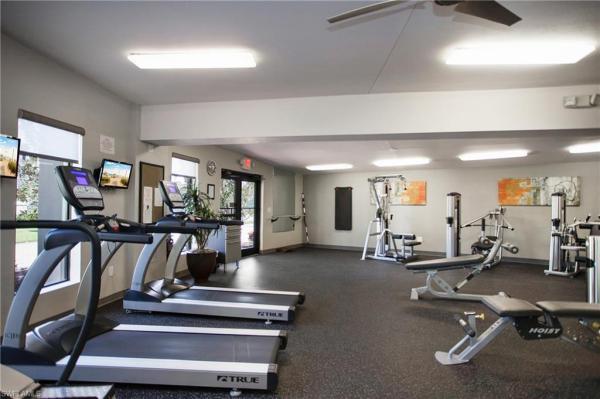 Pointe Royale, 1920 Virginia Ave #902, Fort Myers, Florida 33901, image 2