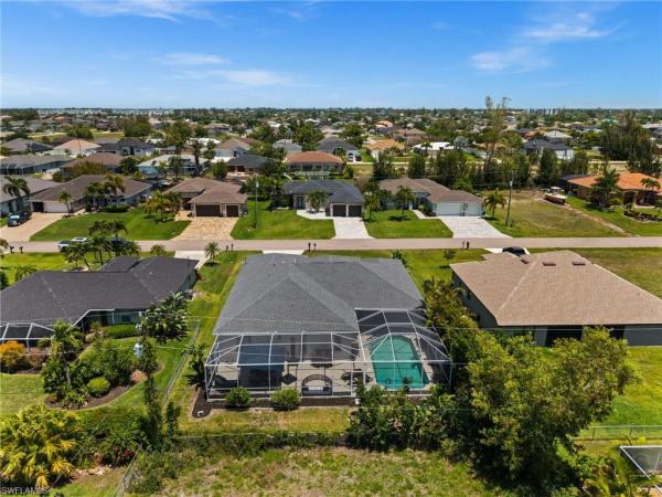 Cape Coral, 1820 29th Ter, Cape Coral, Florida 33914, image 2