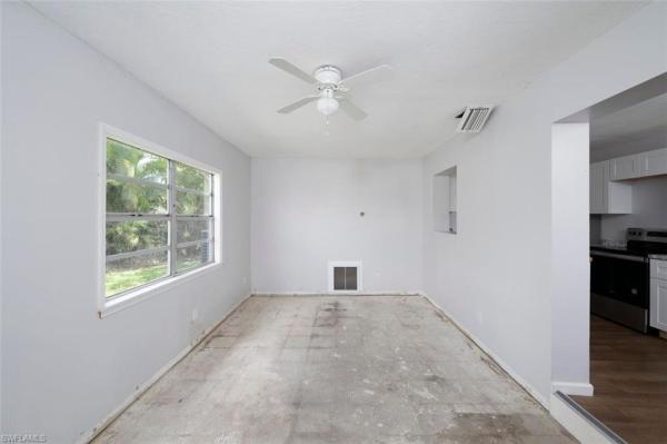 Harlem Heights, 4631 New Haven Dr, Fort Myers, Florida 33908, image 2