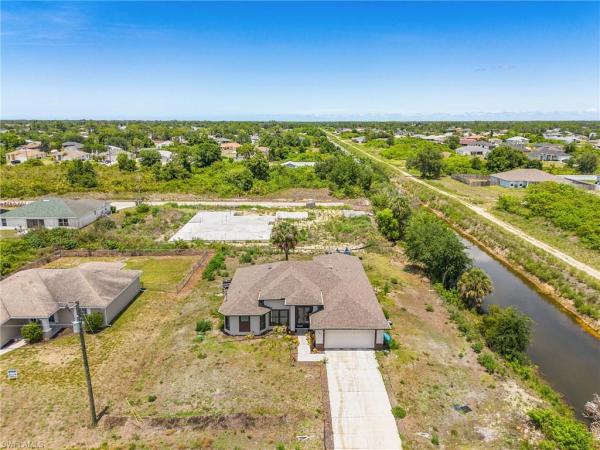 Lehigh Acres, 3700 SW 14th St, Lehigh Acres, Florida 33976, image 2