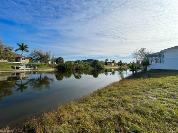 Cape Coral, 2005 2nd Ter, Cape Coral, Florida 33991, image 2