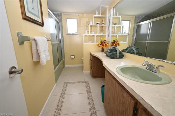 North Fort Myers No HOA, 4520 Vinsetta Ave, North Fort Myers, Florida 33903, image 2