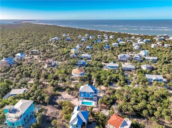 Castaway Key, 4460 Smugglers Dr, Upper Captiva, Florida 33924, image 1