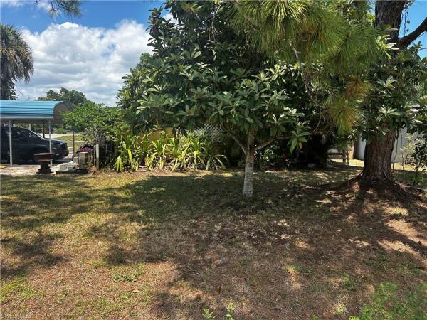 Kingston Terrace, 376 E Kingston Dr, Fort Myers, Florida 33905, image 2