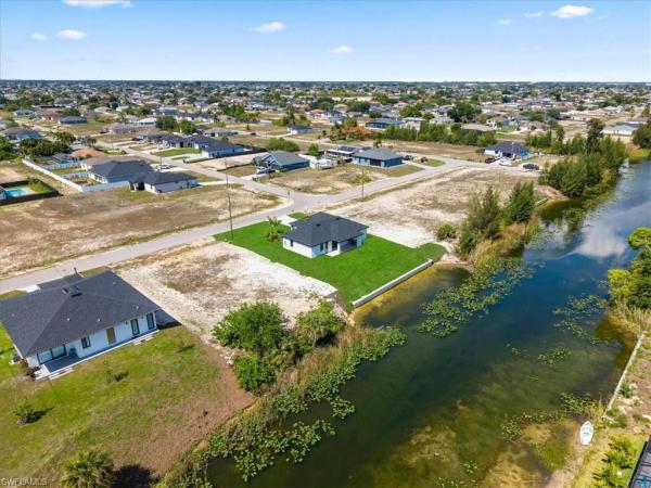 Cape Coral Residential, 10 9th St, Cape Coral, Florida 33909, image 2