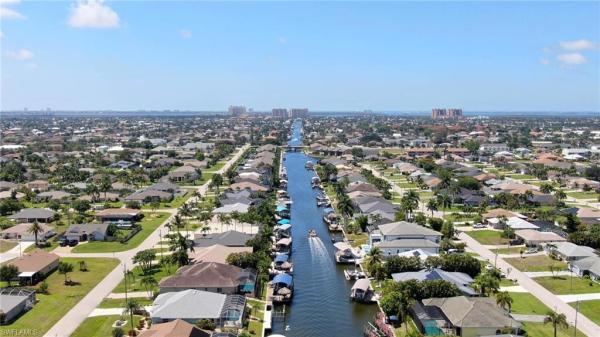 Cape Coral Residential, 4418 12th Pl, Cape Coral, Florida 33914, image 2