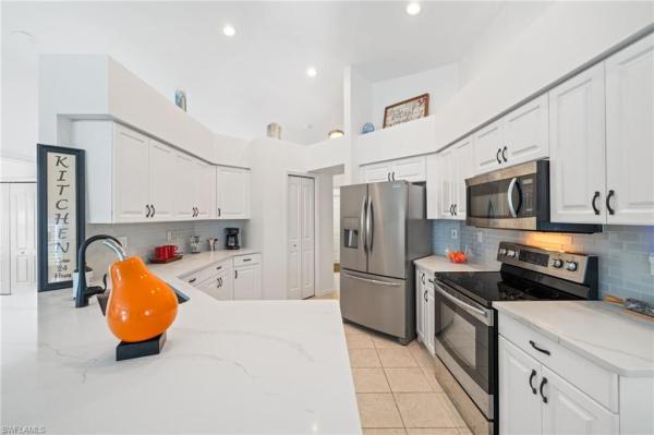 Stoneybrook, 21489 Sheridan Run, Estero, Florida 33928, image 3