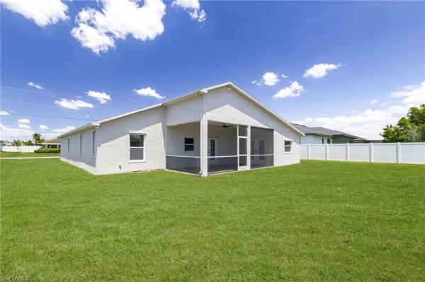 Cape Coral, 226 6th Ter, Cape Coral, Florida 33990, image 2