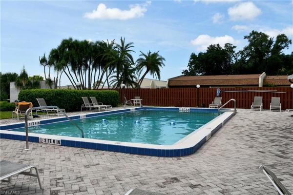 South Pointe Villas, 6300 Pointe Blvd #327, Fort Myers, Florida 33919, image 2