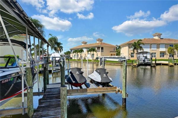 Victoria Townhouse, 732 Victoria Dr #4, Cape Coral, Florida 33904, image 3