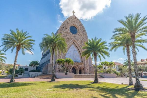 5467 Ferris Ave, Naples, Florida 34142, image 2