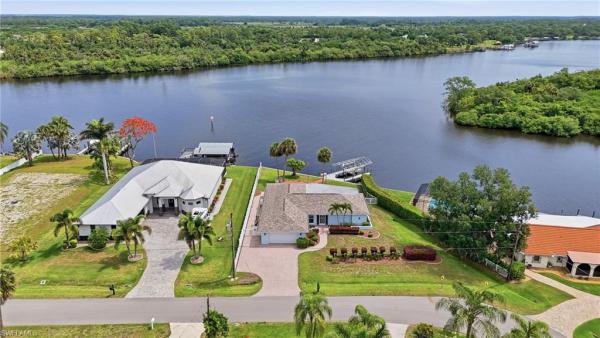River Forest, 13794 River Forest Dr, Fort Myers, Florida 33905, image 2