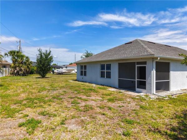 Cape Coral Residential, 330 31st St, Cape Coral, Florida 33914, image 2