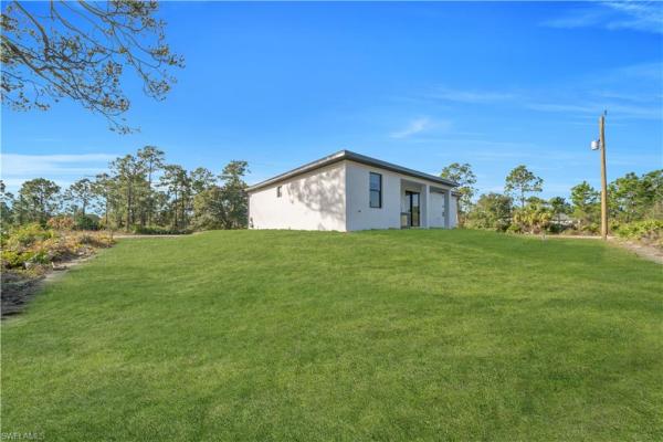 Lehigh Acres Residential, 301 17th St, Lehigh Acres, Florida 33972, image 1